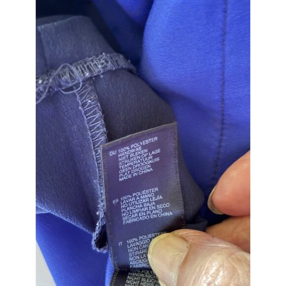 Forever 21 Plus Size 1X Blue Geometric Peplum Blouse - Picture 8 of 8